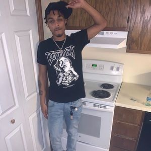 Meet your Posher, Charles